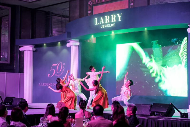 Larry Jewelry 2017